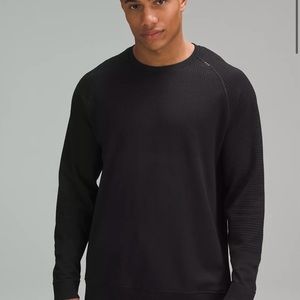 Engineered Warmth Long-Sleeve Crew Black